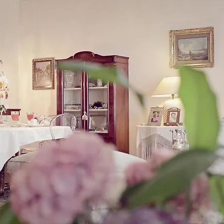 Bed & Breakfast Casa Liliana Naples